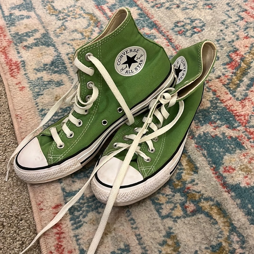Green high top converse! Viral matcha
